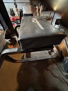 lot 4435 image: Performance Tool Adjustable Padded Work Creeper