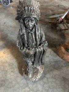 lot 4436 image: Native American Chief Bronze Sculpture