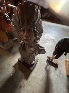 lot 4441 image: Native American Chief Bust Sculpture with Feathered Headdress