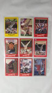 lot 22 image: 1990s Baseball Trading Cards Collection