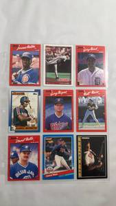 lot 88 image: 1990 Donruss Baseball Card Collection - 9 Cards