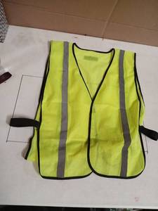 lot 58920 image: High Visibility Safety Vest with Reflective Strips - Retail $8