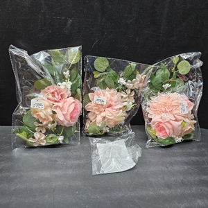 lot 2590 image: 3Pcs Pre-made Flowers Cake Decorations, Green & White Wedding Artificial Flowers Cake Toppers Birthday Baby Shower Gender Reveal Bridal Shower Baptism Party Decor Supplies