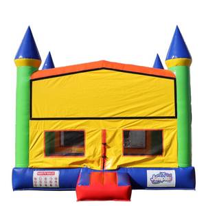 lot 16 image: Royal Castle Bounce House 13FT x 13FT