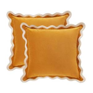 lot 610 image: MONDAY MOOSE Decorative Throw Pillow Covers Cushion Cases, Set of 2 Soft Velvet Scalloped Wavy Edge Designs, Mix and Match for Home Decor, Pillow Inserts Not Included (20x20 inch, CreamHoney) - Retail $37