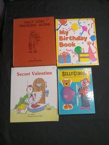 lot 3885 image: Classic Childrens Book Collection - Set of 4