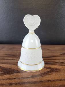 lot 3688 image: Precious Moments 1988 Commemorative Bell