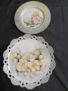 lot 3422 image: American Limoges Salem Heritage Collection Plates Set