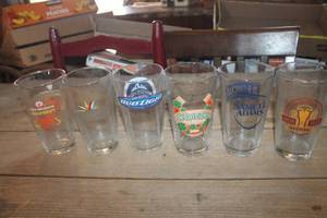 lot 4045 image: Vintage Beer Glasses