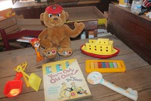 lot 4049 image: Vtg. Dr. Seuss Book and Toys