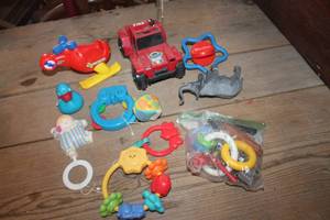 lot 4051 image: Misc. Toys