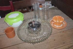 lot 4083 image: Vtg. Glass RelishDip Platter and More