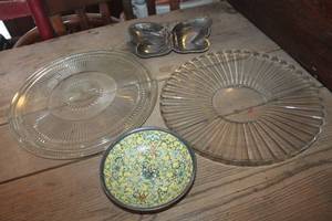 lot 4100 image: Vtg. Glass Cake Plate and More