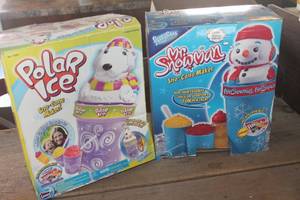 lot 4106 image: IOB Sno-Cone Makers