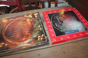 lot 4108 image: IOB Libbey & More Glass Christmas Serving Plates