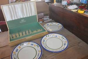 lot 4111 image: Lg. Vtg. Wood Silverware Box and More