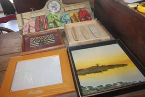 lot 4117 image: Various Sized Home Dcor Pictures & More