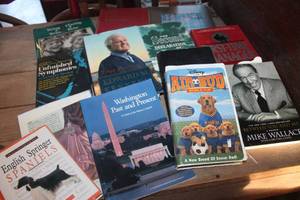 lot 4149 image: Books and Air Bud VHS Movie