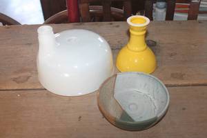 lot 4152 image: Vtg. Milk Glass Dentist Rinse Bowl & More