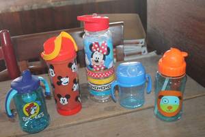 lot 4158 image: Childrens Disney Cups & More