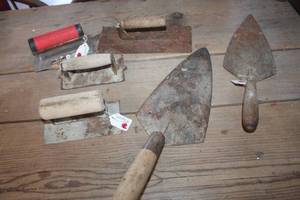 lot 4176 image: Vintage Concrete Hand Trowels & More