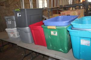 lot 4179 image: Misc. Totes and More some need cleaning