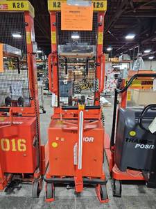 lot 6008 image: Interlhor EHS 10001600 Electric Forklift 2200 lbs Capacity