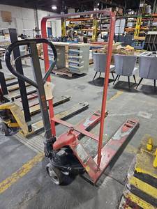 lot 6011 image: Raymond Hydraulic Pallet Jack 5500 LBS Capacity