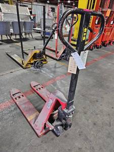 lot 6013 image: Pallet Mule Manual Hand Pallet Jack