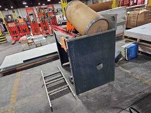 lot 6074 image: Assorted Lot Including Leedal 316 Drum Tumbler with Aluminum Steps, Paper Towel Dispensers, and More