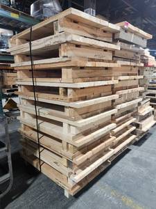 lot 6109 image: Bulk Lot of Wood Lumber Beams and Planks