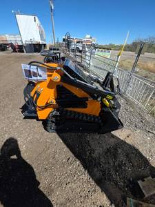 lot 66 image: Arteer Mini Skid Steer Tracked Loader  Compact Power for Big Jobs