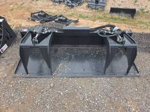 lot 210 image: JCT Hydraulic Grapple Attachment