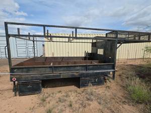 lot 261 image: Heavy Duty Steel Flatbed Truck Bed with Overhead Rack