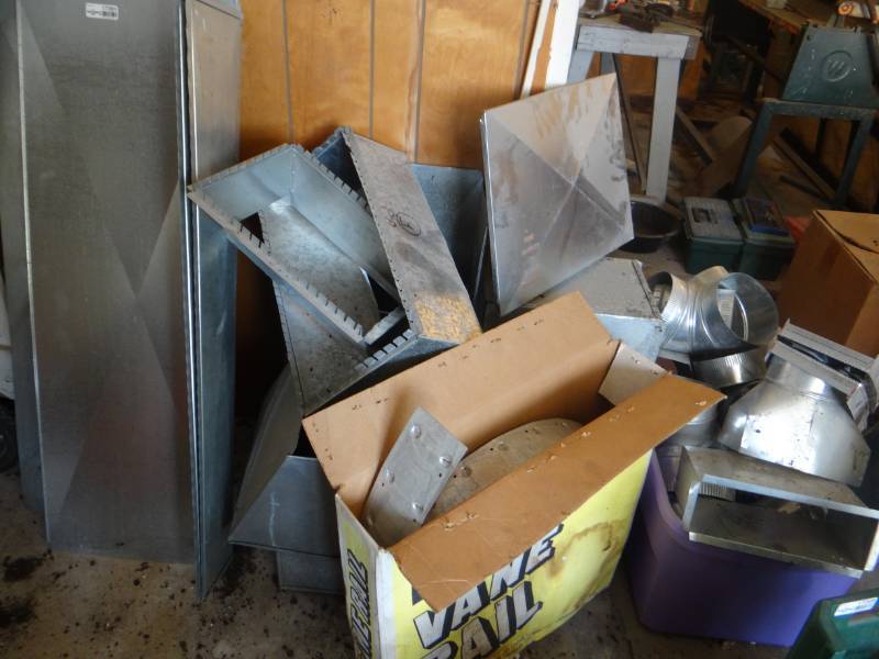 lot 17391 image: Metal ductwork various parts & pieces.
