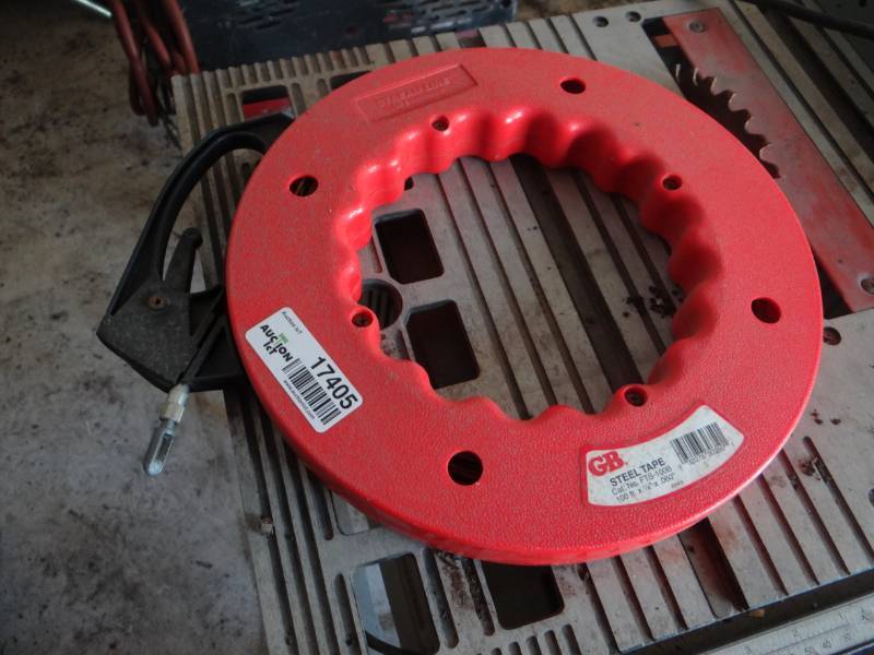 lot 17405 image: Stream line steel tape 100ft.