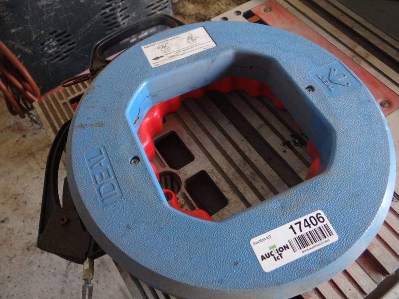 lot 17406 image: Ideal steel tape 100ft.