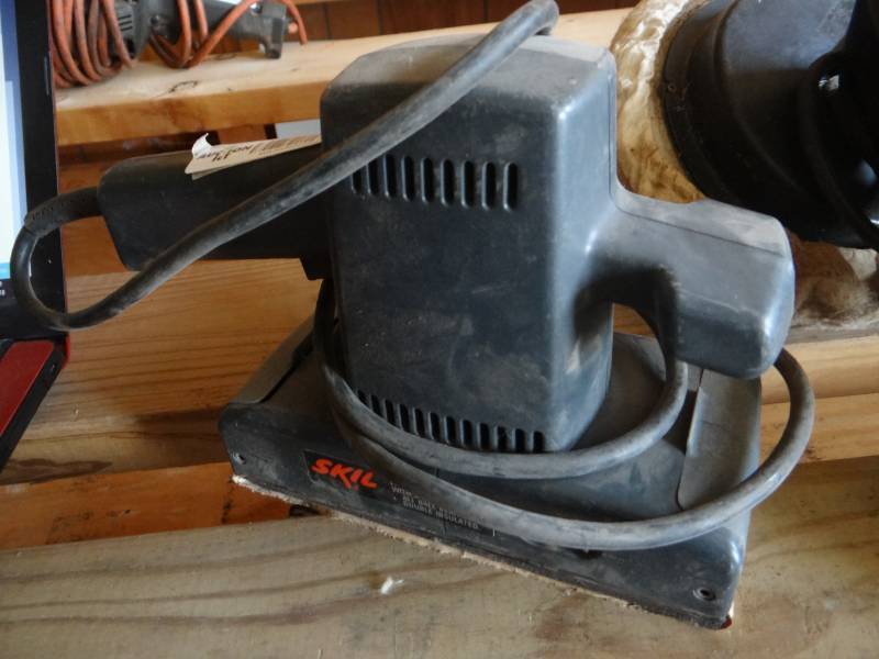 lot 17421 image: Skil HI-speed sander.