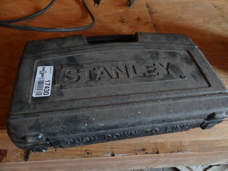 lot 17430 image: Stanley socket set.