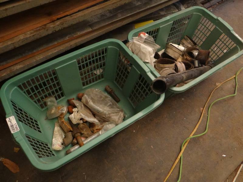 lot 17460 image: 2 Baskets wplumbing items.