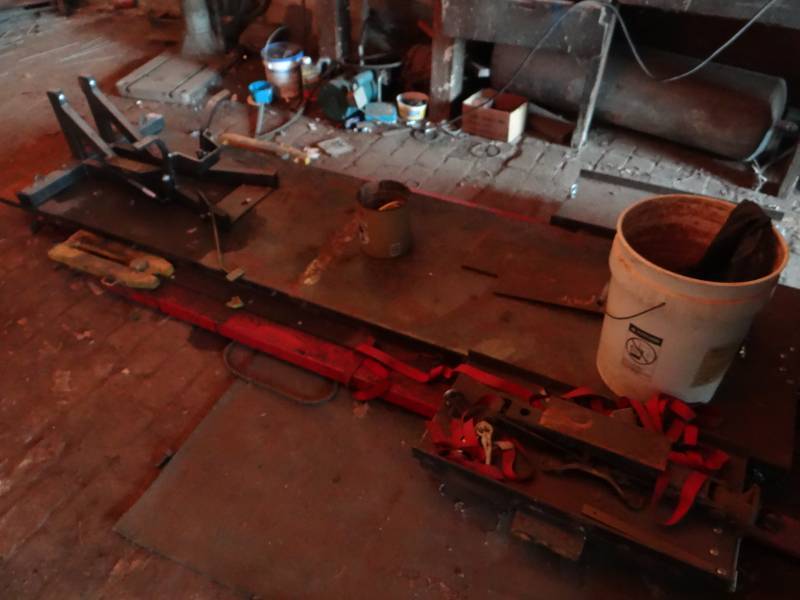 lot 17490 image: Lift electric over hydraulic vehicle & motorcycle lift.