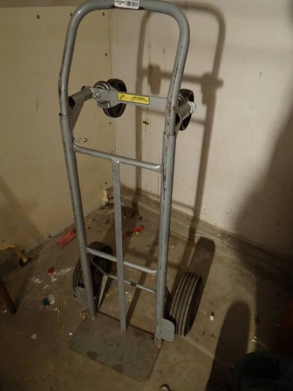 lot 17543 image: Milwaukee transformer dolly.