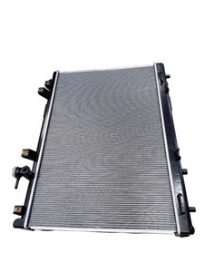 lot 13904 image: Unknown Model Vehicle Radiator PA66-GF30