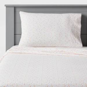 lot 13915 image: Twin Size- Confetti Kids Sheet Set - Pillowfort   Cotton Percale, OEKO-TEX Certified, 3-Piece Bedding for Kids & Teens