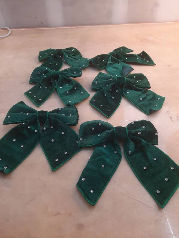 lot 15595 image: Green Velvet Christmas Bow, 6PCS Small Christmas Ribbon Wreaths Bows