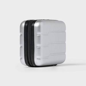 lot 15503 image: Hardside Dopp Kit Case - Open Story  Silver