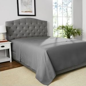 lot 30948 image: Mainstays Easy Care 300 Count Solid Soothing Gray CVC Cotton Blend Flat Sheet, Queen (Adult)