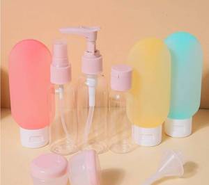 lot 34355 image: Premium Travel Container Set  Portable Press Bottles for Cosmetics, Shampoo, Lotion & Cream, Vacuum-Sealed Refillable Bottles 3-2