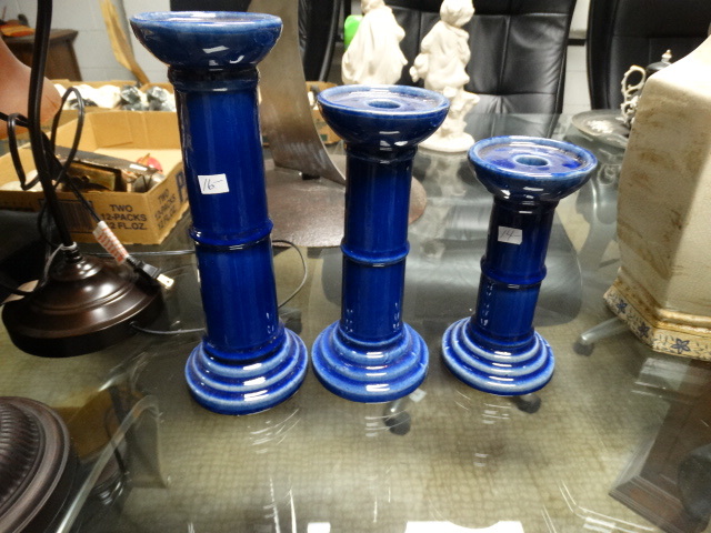lot 11484 image: Blue dripped glazed 3 pc candle holder set