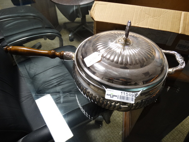 lot 11549 image: Large silver plate server w dish & lid